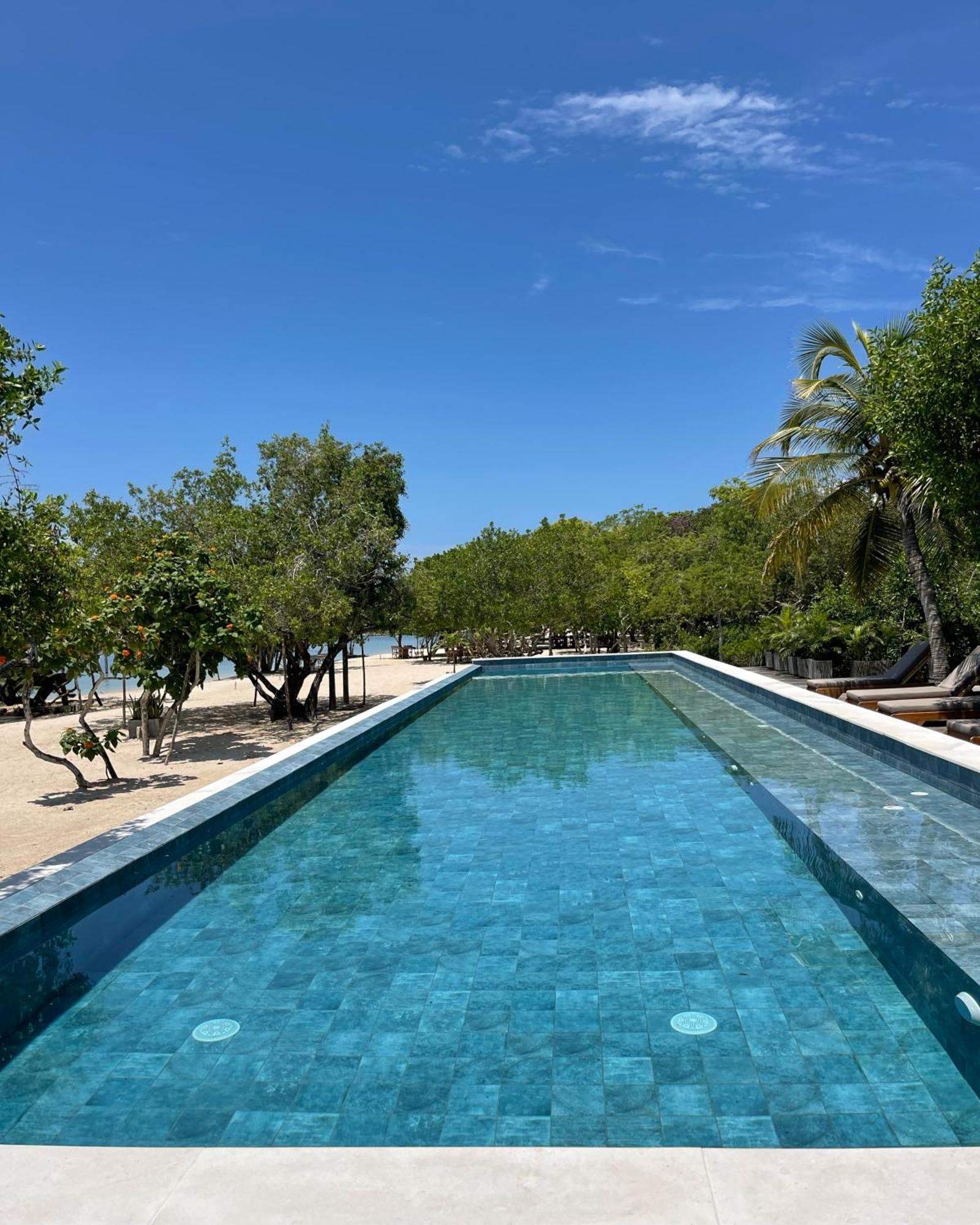 Sabai Beach Hotel Isla Barú Екстериор снимка