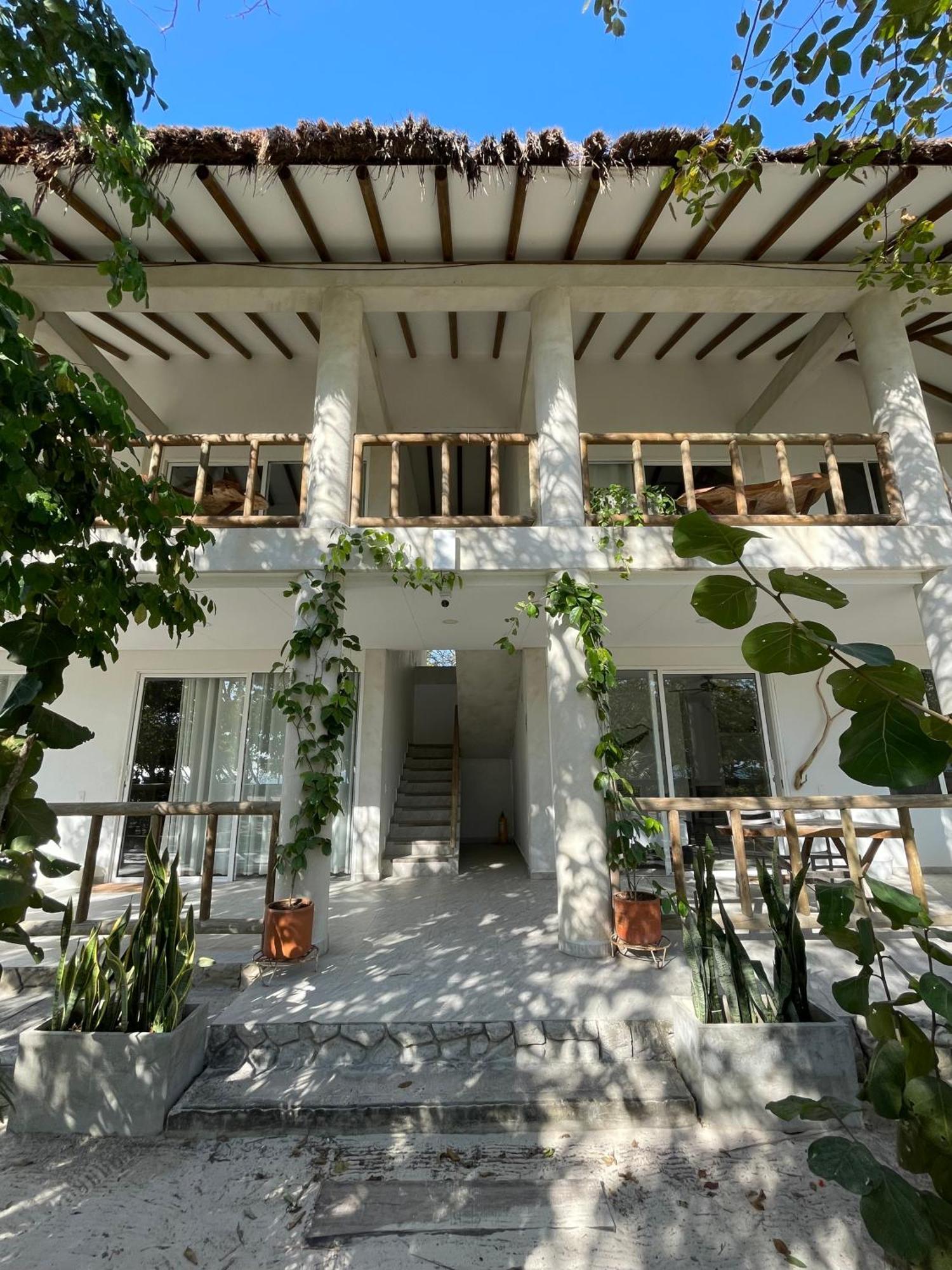 Sabai Beach Hotel Isla Barú Екстериор снимка