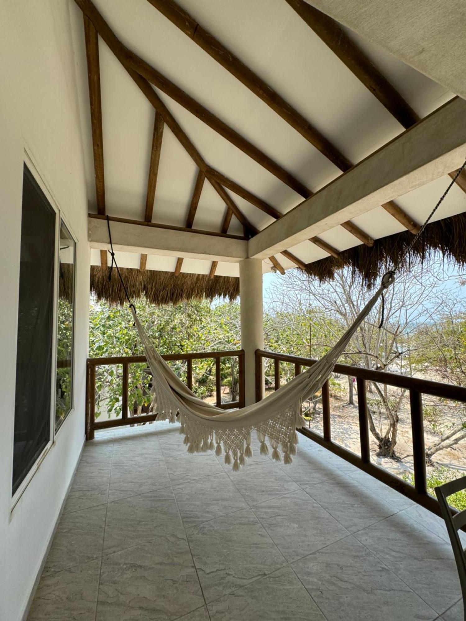 Sabai Beach Hotel Isla Barú Екстериор снимка