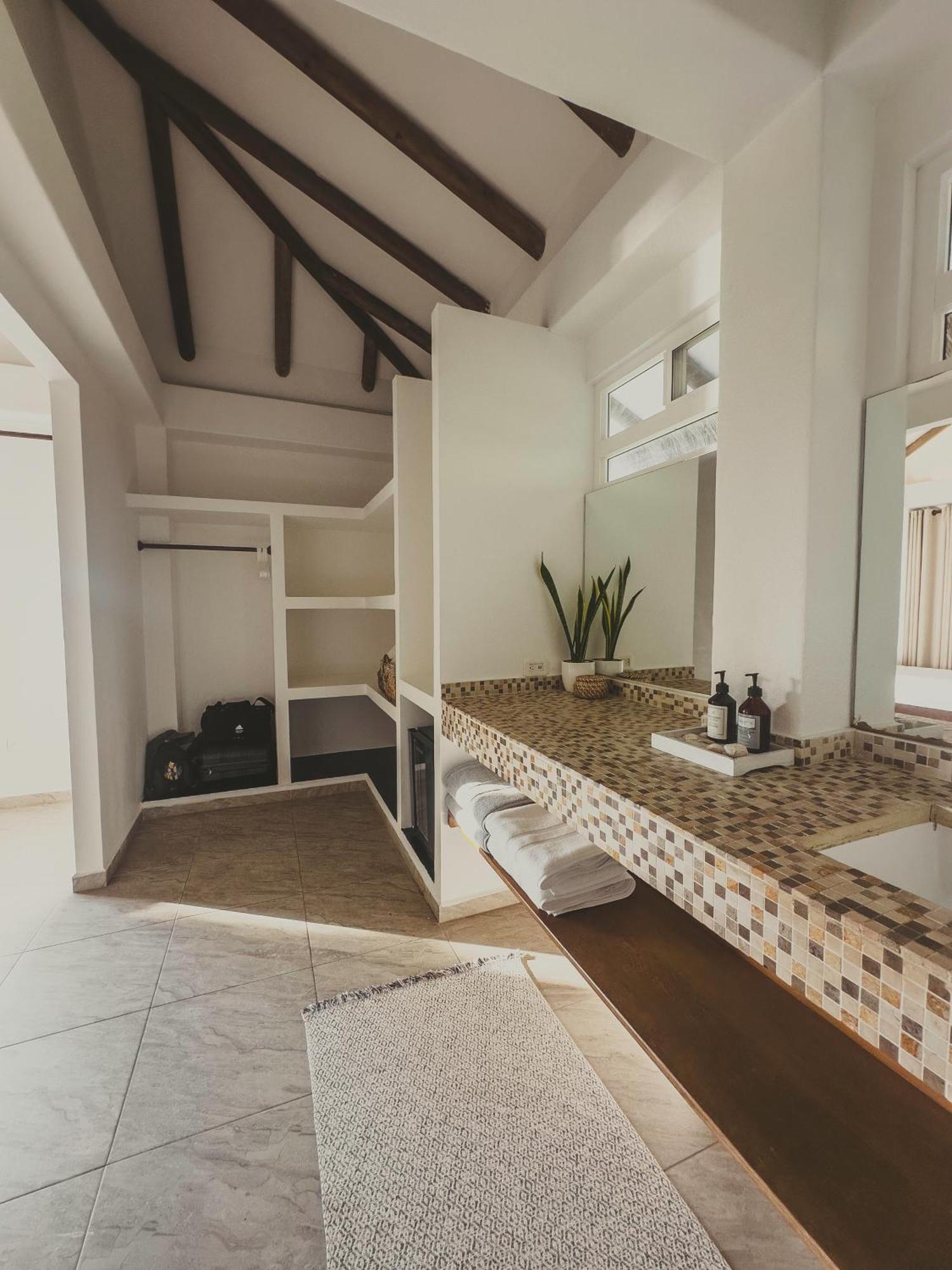 Sabai Beach Hotel Isla Barú Екстериор снимка