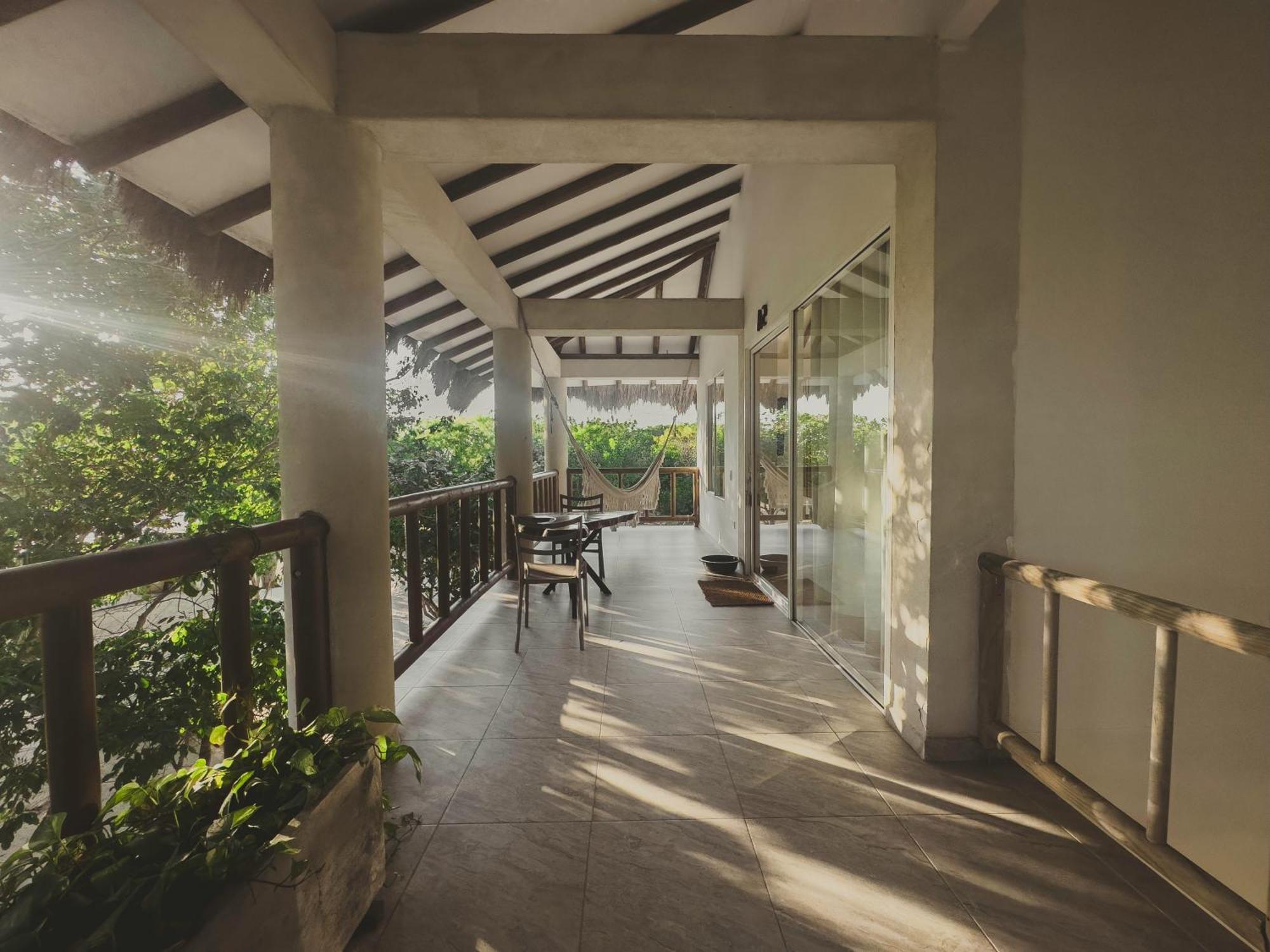 Sabai Beach Hotel Isla Barú Екстериор снимка