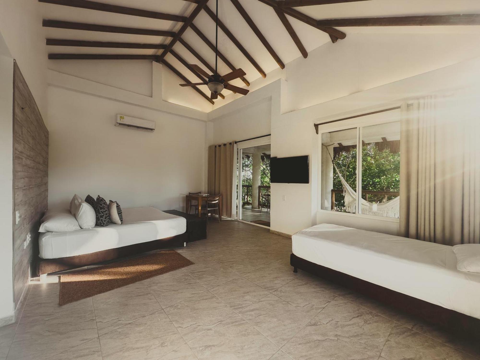 Sabai Beach Hotel Isla Barú Екстериор снимка