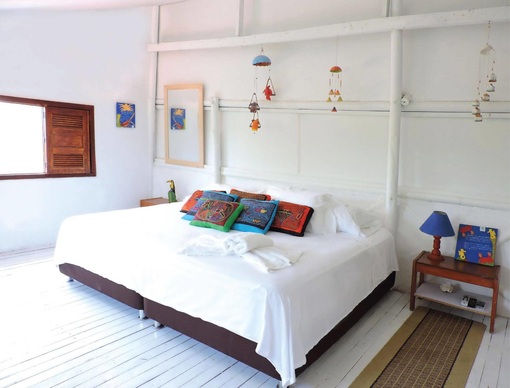 Sabai Beach Hotel Isla Barú Екстериор снимка