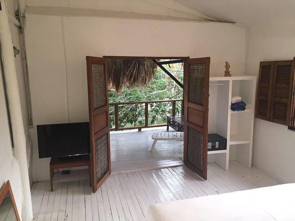 Sabai Beach Hotel Isla Barú Екстериор снимка